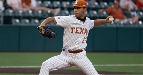 Texas left-hander Gordon named Big 12 co-pitcher of the week